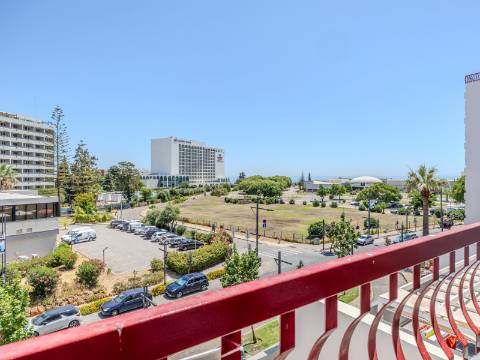 VILAMOURA - Apartamento T2 com VISTA MAR