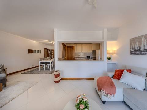 VILAMOURA - Apartamento T2 com VISTA MAR