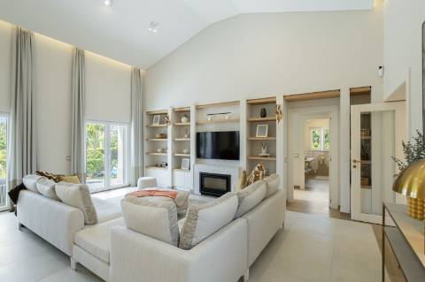 Excepcional moradia renovada com muito gosto