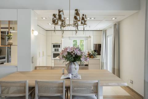 Excepcional moradia renovada com muito gosto