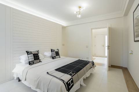 Excepcional moradia renovada com muito gosto