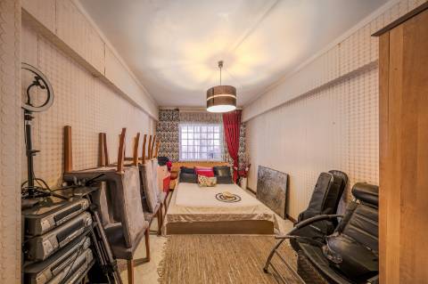 Villa de luxo com 6 quartos, casa de hóspedes e vistas deslumbrantes para o campo