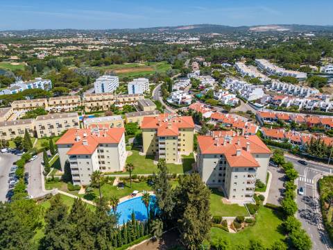 VILAMOURA - Apartamento T2 em condomínio privado com piscina