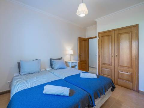 VILAMOURA - Apartamento T2 em condomínio privado com piscina