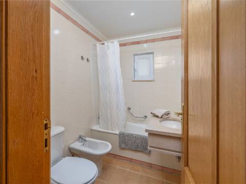 VILAMOURA - Apartamento T2 em condomínio privado com piscina