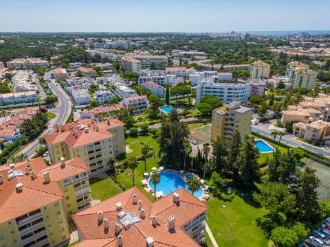VILAMOURA - Apartamento T2 em condomínio privado com piscina