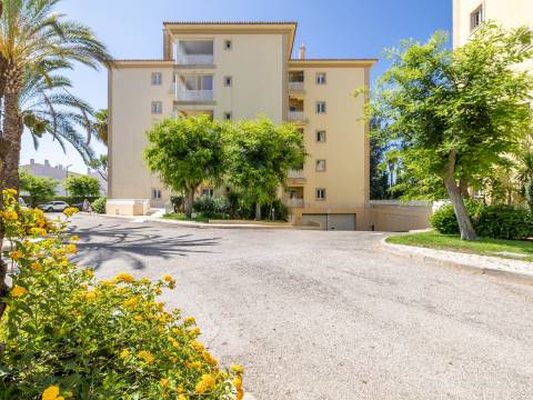VILAMOURA - Apartamento T2 em condomínio privado com piscina