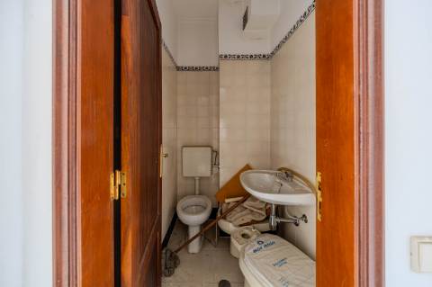 FARO - Oportunidade de Investimento: 2 Escritórios/Lojas no Centro