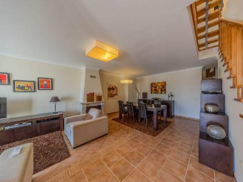 Ferragudo - Moradia em Banda com 3 quartos