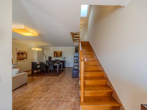 Ferragudo - Moradia em Banda com 3 quartos