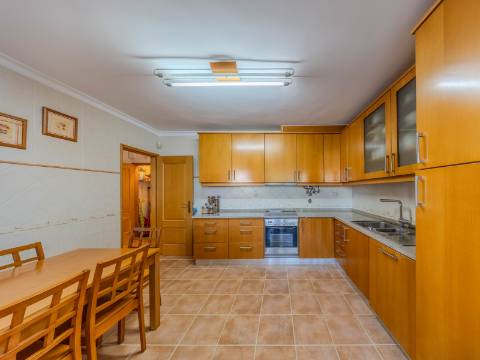 Ferragudo - Moradia em Banda com 3 quartos