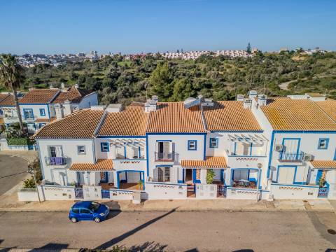 Ferragudo - Moradia em Banda com 3 quartos