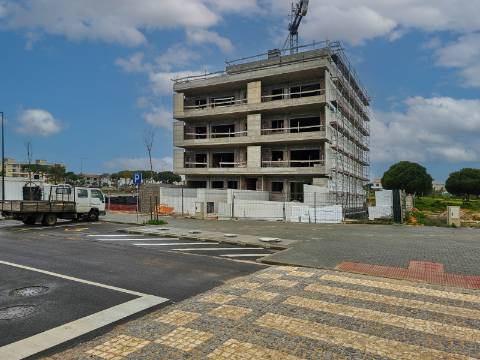 GAMBELAS - T3 penthouse e com terraço privado