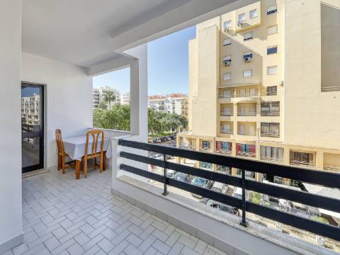 QUARTEIRA - Apartamento T2 próximo da praia