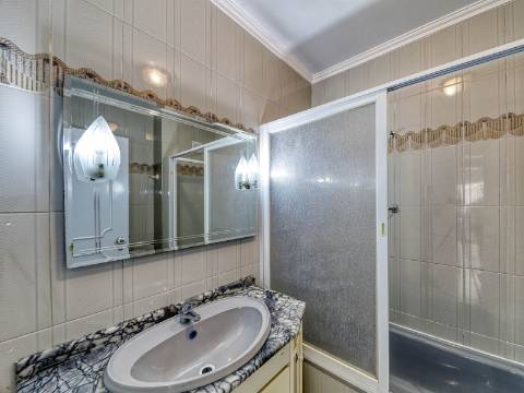 QUARTEIRA - Apartamento T2 próximo da praia