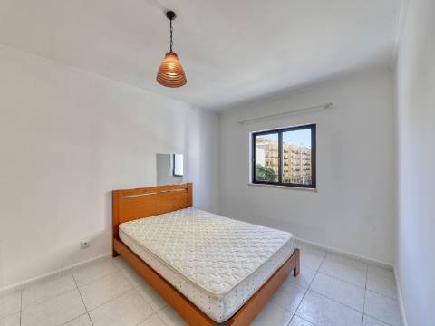 QUARTEIRA - Apartamento T2 próximo da praia