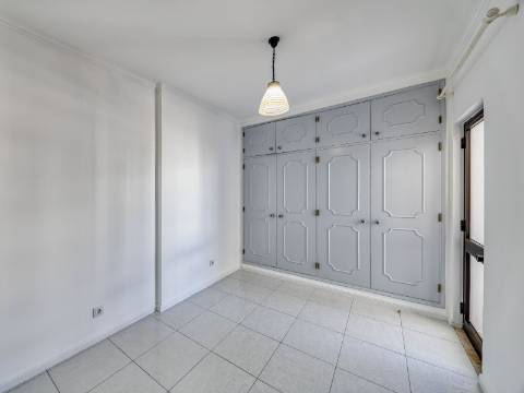 QUARTEIRA - Apartamento T2 próximo da praia