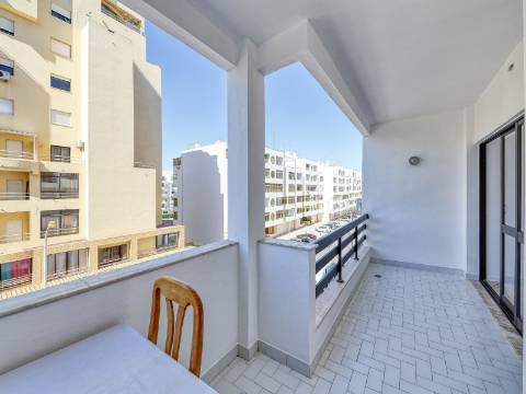 QUARTEIRA - Apartamento T2 próximo da praia
