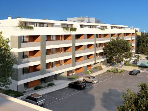 Lagos - Apartamento T2 + Duplex em empreendimento com piscina, a 5 minutos da praia