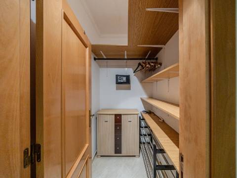 ARMAÇÃO DE PÊRA - Apartamento T2 no último piso com VISTA MAR