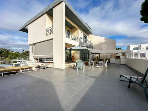 Quarteira Moradia T3+1 Para Venda