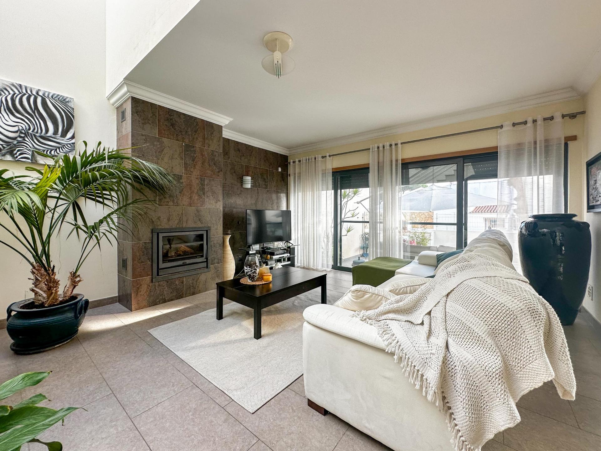 Quarteira Moradia T3+1 Para Venda