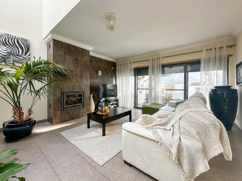 Quarteira Moradia T3+1 Para Venda