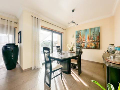 Quarteira Moradia T3+1 Para Venda