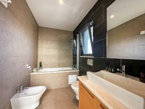 Quarteira Moradia T3+1 Para Venda