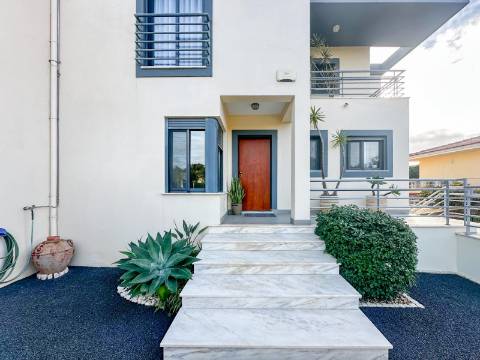 Quarteira Moradia T3+1 Para Venda