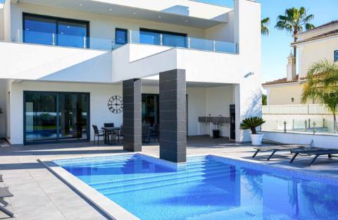 Moradia Isolada T4 | Albufeira