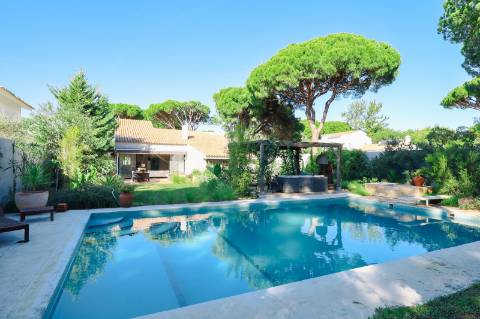 Vilamoura - T3+1 Frente Golf Venda