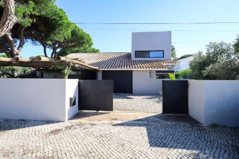 Vilamoura - T3+1 Frente Golf Venda