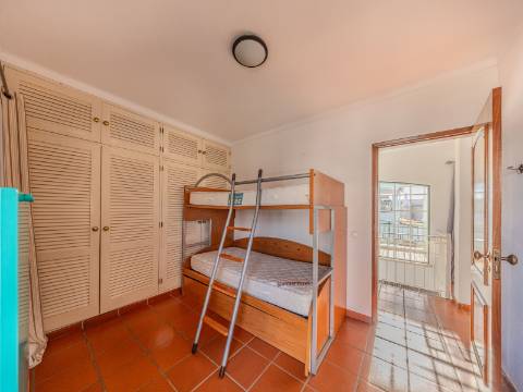 Vilamoura - Fantástica moradia de 4 quartos com amplas áreas em localização privilegiada