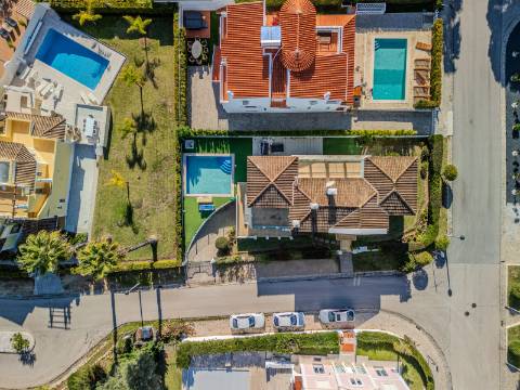 Vilamoura - Fantástica moradia de 4 quartos com amplas áreas em localização privilegiada