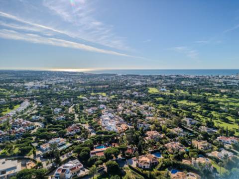 Vila Sol - Moradia Moderna de 5 Quartos, Propriedade de Golfe