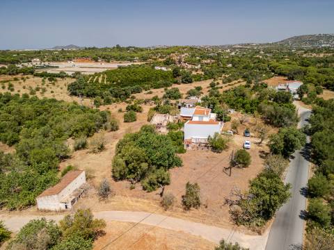 Almancil - Terreno com 2 ruínas