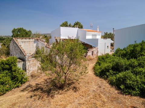 Almancil - Terreno com 2 ruínas