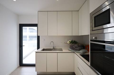 Olhos d'Água - Apartamento T3 Para Venda