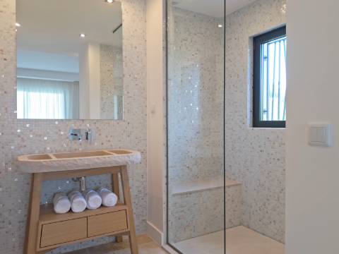 Faro - Moradia T4 em condomínio de luxo com vista para a Ria Formosa