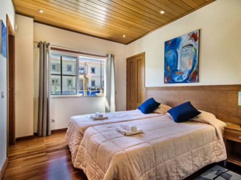 VILA SOL - Moradia de 4 Quartos em Vilamoura, Propriedade de Golfe