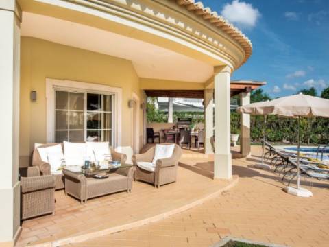 VILA SOL - Moradia de 4 Quartos em Vilamoura, Propriedade de Golfe