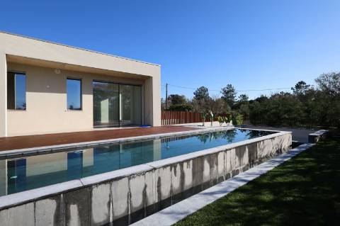 Almancil - Nova Moradia V4+1 Perto da Quinta do Lago