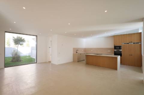 Almancil - Nova Moradia V4+1 Perto da Quinta do Lago