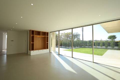 Almancil - Nova Moradia V4+1 Perto da Quinta do Lago