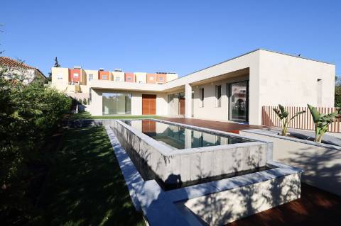 Almancil - Nova Moradia V4+1 Perto da Quinta do Lago