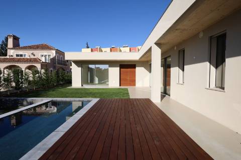 Almancil - Nova Moradia V4+1 Perto da Quinta do Lago