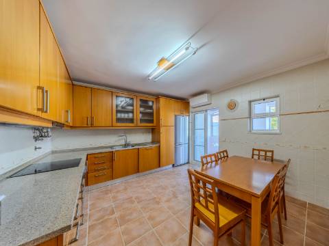 Ferragudo - Moradia em Banda com 3 quartos