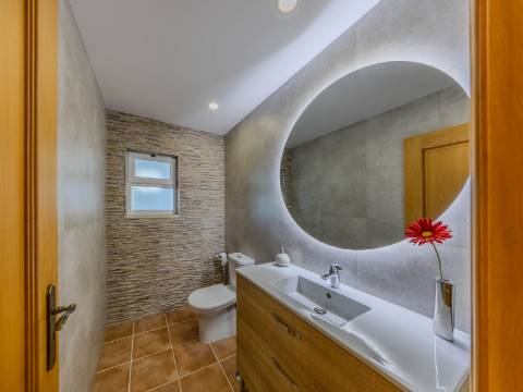 Ferragudo - Moradia em Banda com 3 quartos