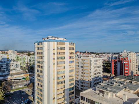 QUARTEIRA - Apartamento T1 com VISTA MAR